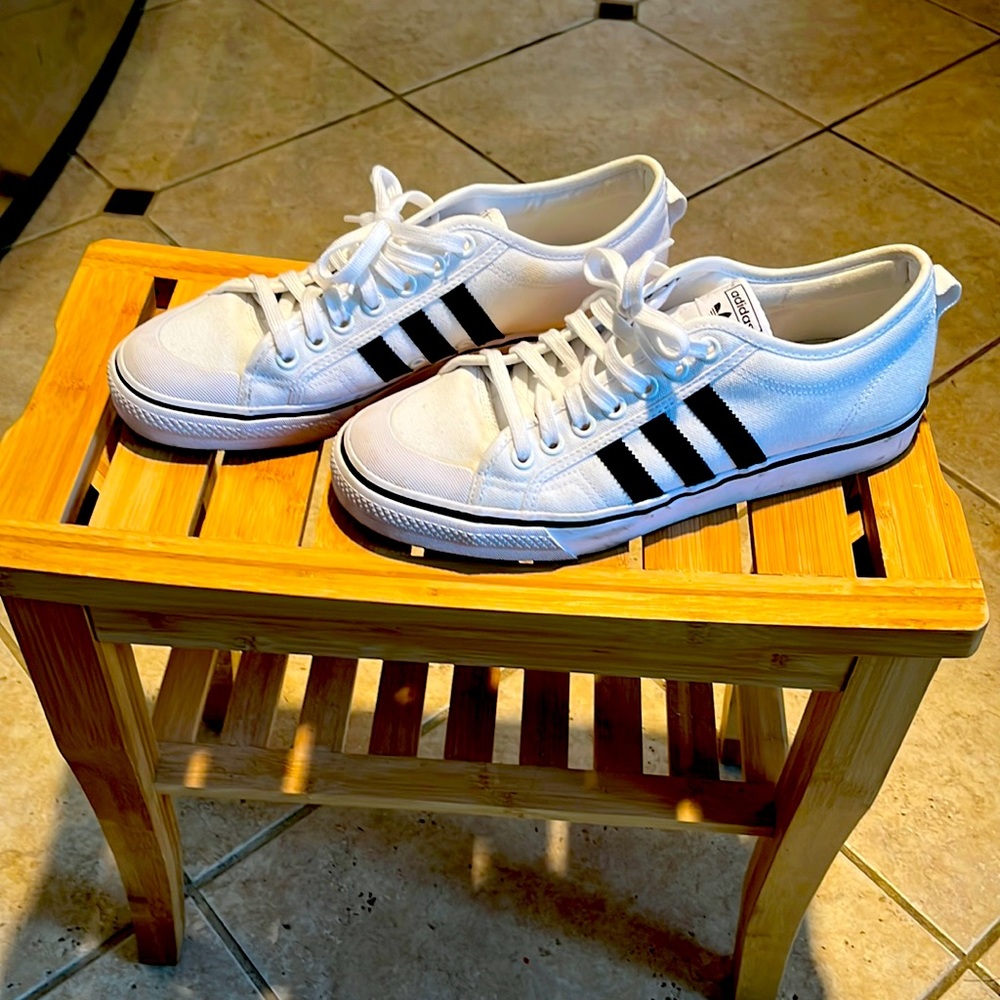 Adidas nizza size 11